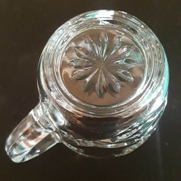 VINTAGE ANCHOR HOCKING STAR OF DAVID 4" GLASS CREAMER - Picture 5 of 7